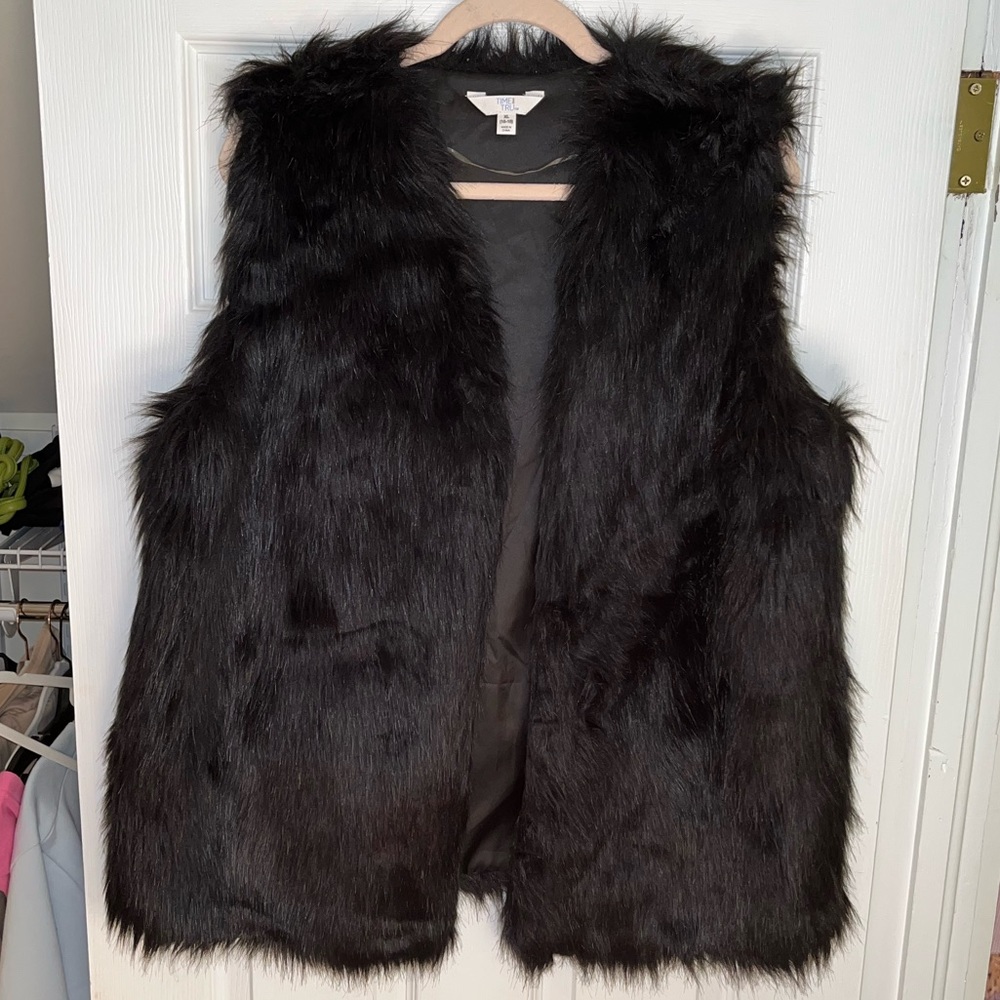 Black Faux Fur Oversized Vest